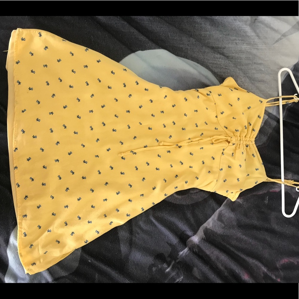 LA hearts yellow dress with blue flowers
